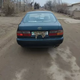 Toyota Corona 1995