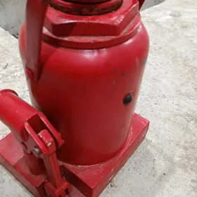 50 TONNALYK DAMKRAT.