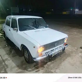 Lada 2104 1980