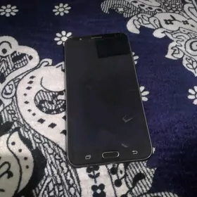 Samsung j7