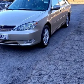 Toyota Camry 2003