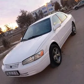 Toyota Camry 1999