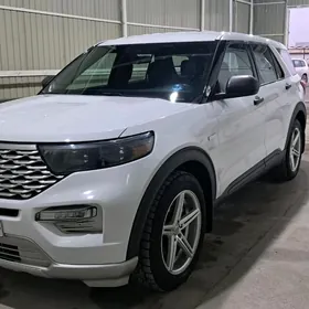 Ford Explorer 2021