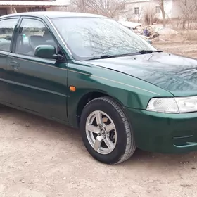 Mitsubishi Lancer 2001