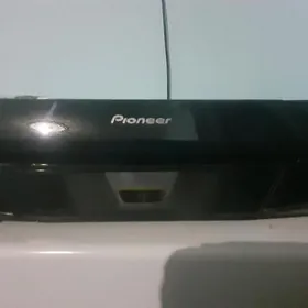 Pioneer 6750
