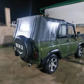 UAZ 469 1989
