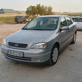 Opel Astra 2000
