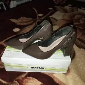 Женские туфли