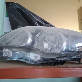 Far Carolla 2012 S class