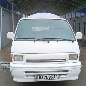 Toyota Hiace 1998