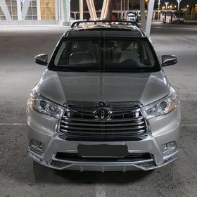 Toyota Highlander 2016