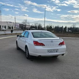 Toyota Avalon 2005
