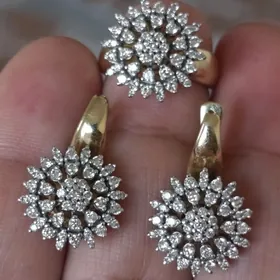 Gyzyl yerewan komplekt