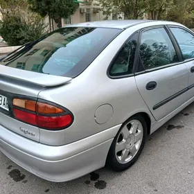 Renault Laguna 1 2001