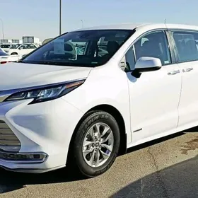 Toyota Sienna 2021