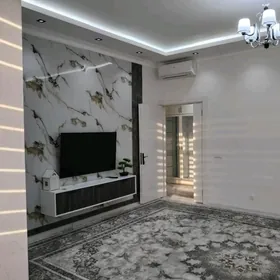 arenda Gurtly 4/4 eta 1+2 kom