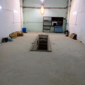 Boks arenda erewanskaýa köç