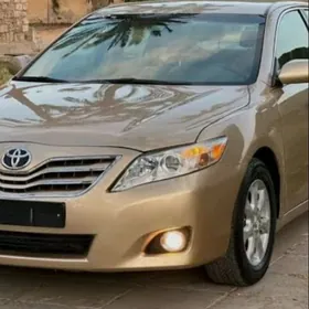 Toyota Camry 2011