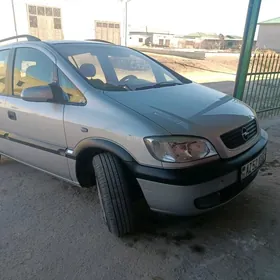Opel Zafira 2002