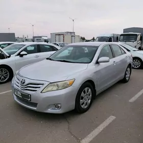 Toyota Camry 2010