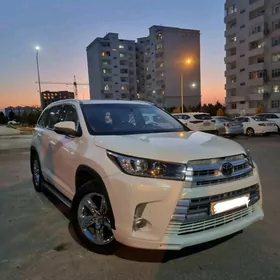 Toyota Highlander 2018