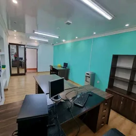 Аренда Офиса ул.Свабода 3 этаж