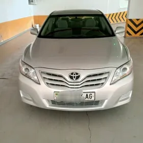 Toyota Camry 2010