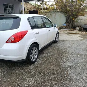 Nissan Versa 2009