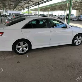 Toyota Camry 2010