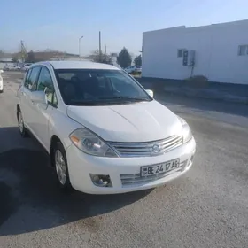 Nissan Versa 2010