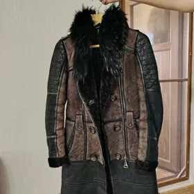 Пальто дубленка