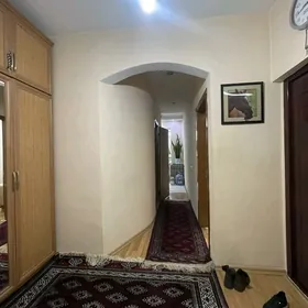 2 ком 4/3 этаж Ким Район