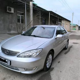 Toyota Camry 2005