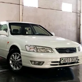 Toyota Camry 2001
