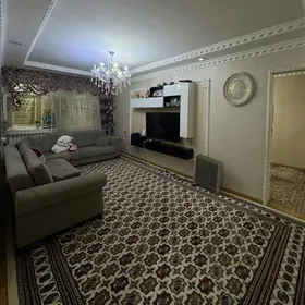 ARENDA  11 MKR 3 KOMNAT