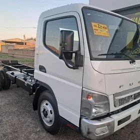 Mitsubishi Canter 2025