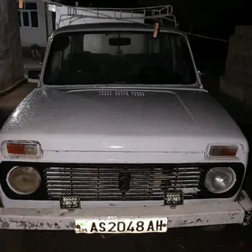 Lada Niva 1987