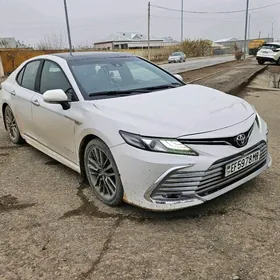Toyota Camry 2018