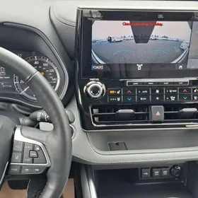 Toyota Highlander 2021