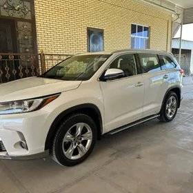 Toyota Highlander 2018