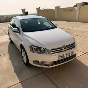 Volkswagen Passat 2011