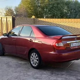 Toyota Camry 2003