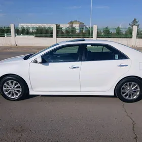 Toyota Camry 2013