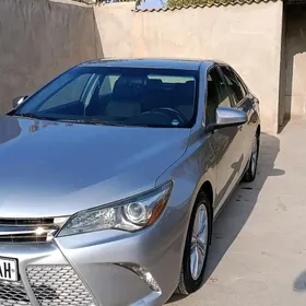 Toyota Camry 2016
