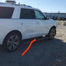 podnožka Ford Expedition