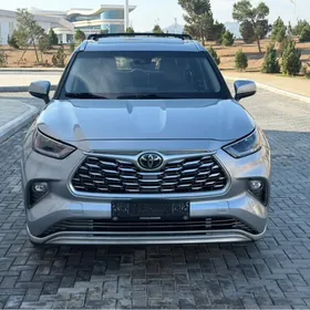 Toyota Highlander 2020