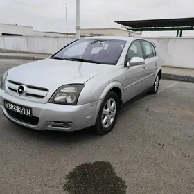Opel Signum 2005