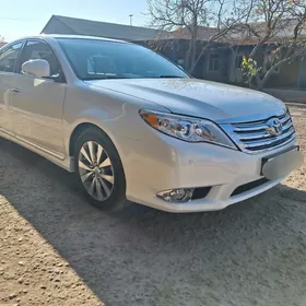Toyota Avalon 2011