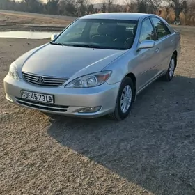 Toyota Camry 2004