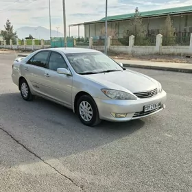 Toyota Camry 2004